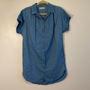 Madewell Dress with pockets button up